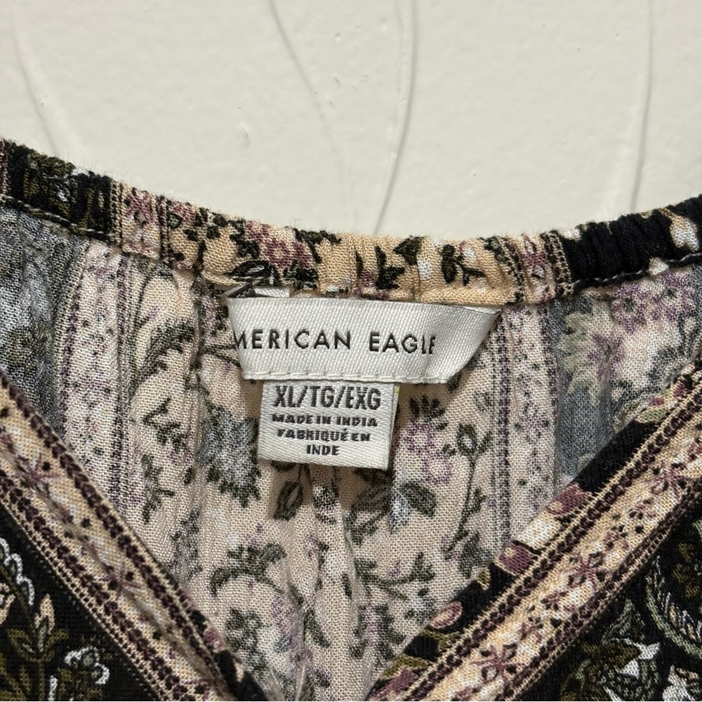 American Eagle floral bohemian surplice 3/4 sleeve blouse (XL) - Picture 4 of 6